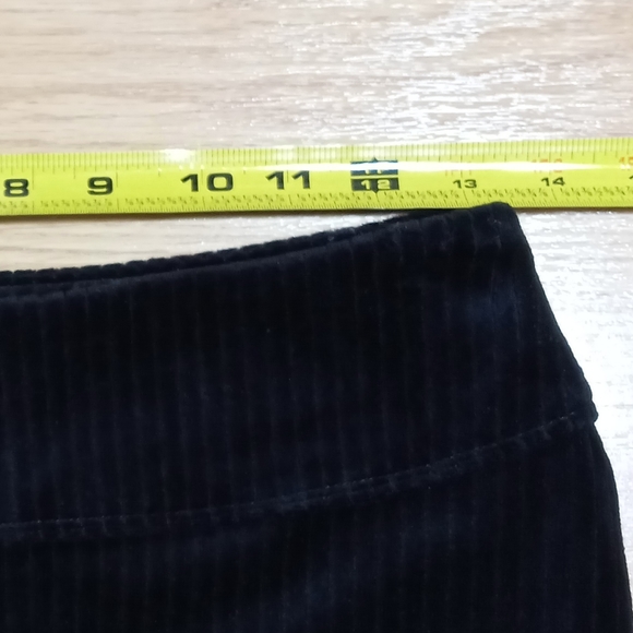 H&M New without tags mini skirt. Size xs. - Picture 3 of 6